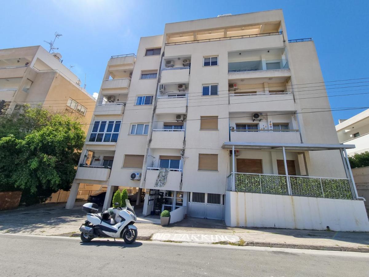 Springfield Park Apartment ลาร์นาคา ภายนอก รูปภาพ